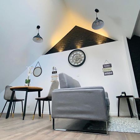 Charmant T2 Atypique Industriel Dunkirk Exterior foto